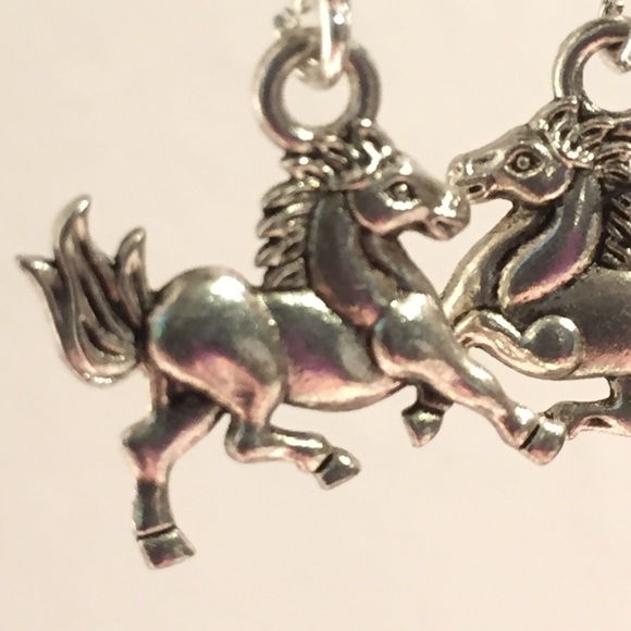 Silver horse earrings - Picture 2 of 2